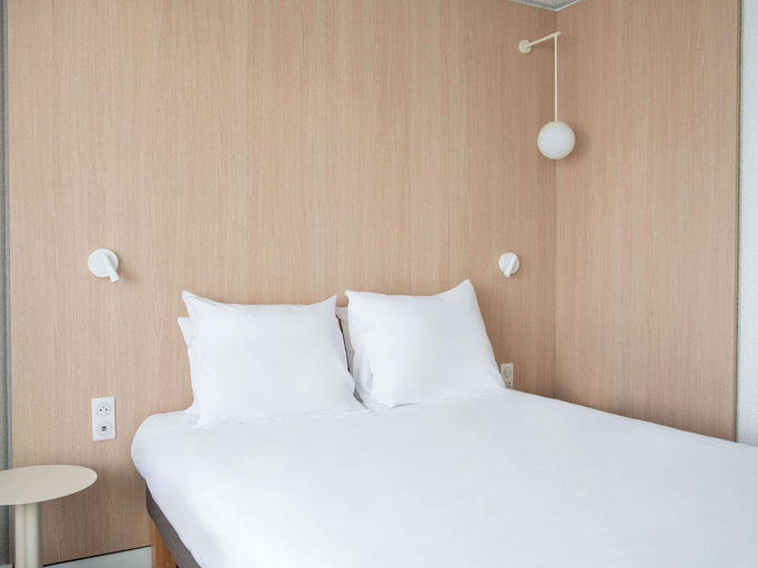 Bedroom 12