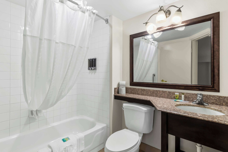 Bathroom 4, Sonesta Essential NW Houston, Houston