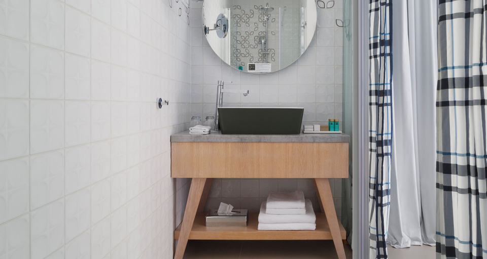 Bathroom 5, Bluesun Hotel Jadran, Tučepi