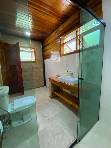 Bathroom, Recanto do Sossego, São Bento do Sapucaí