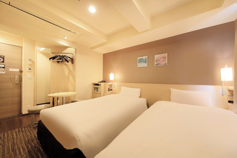 Bedroom 27