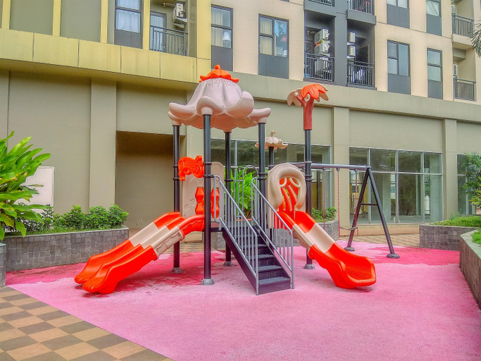 Family & Kids, Cozy and Spacious 2BR Apartment at Transpark Cibubur By Travelio, Depok