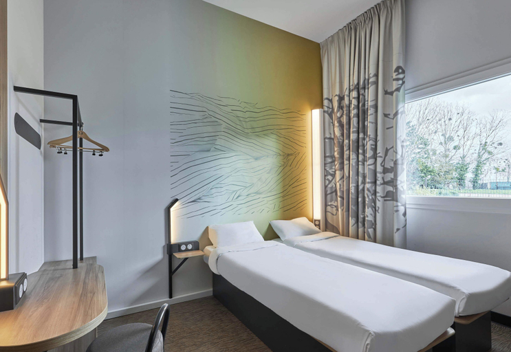 Bedroom 13