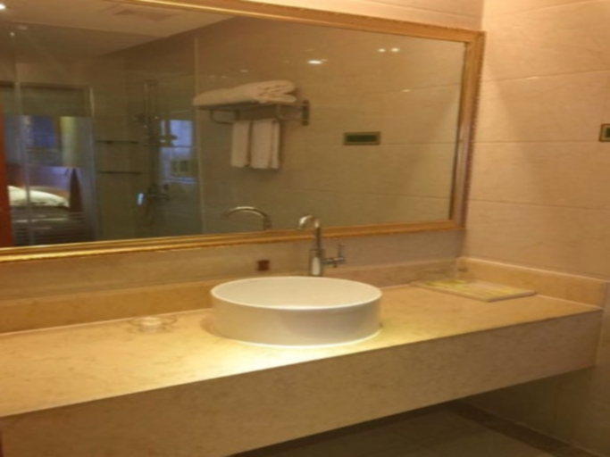 Bathroom 4, Vienna Hotel Zhengzhou Airport Branch, Zhengzhou