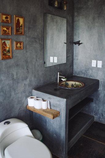 Bathroom 2, Casa Jasmin Bed & Breakfast, La Union