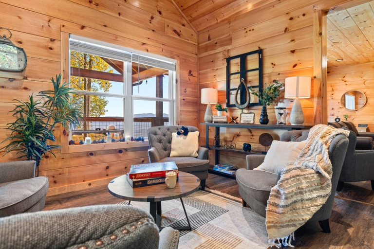 Others 4, Skyview Serenity by Ghosal Luxury Lodging, Sevier