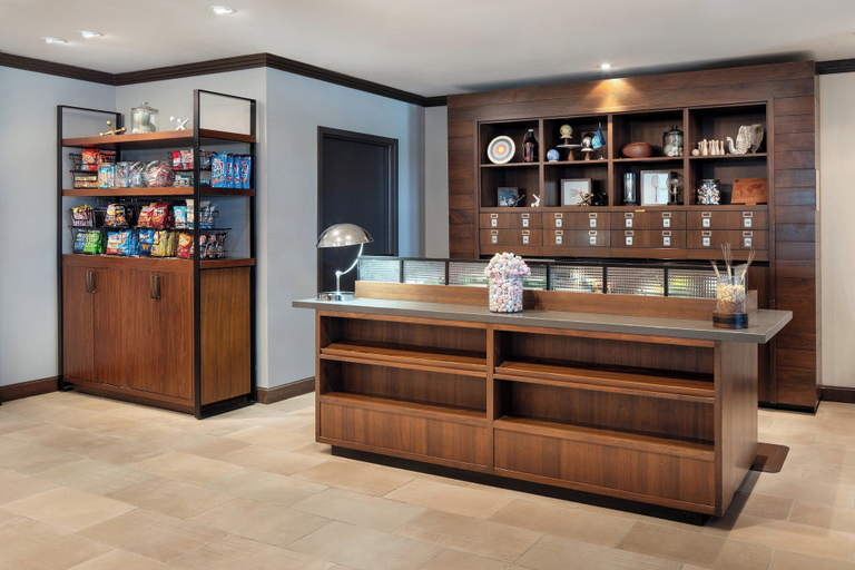 Food & Drinks 5, Four Points by Sheraton San Francisco Airport, San Mateo