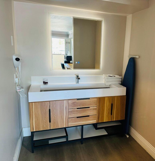 Bathroom 3, Signature Inn San Jose, Santa Clara