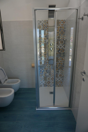 Bathroom 3, Casa del Mare Rooms & Apartments, Salerno