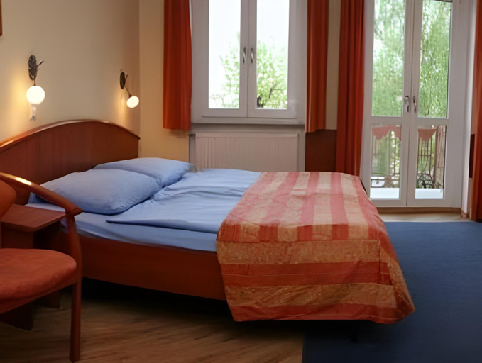 Bedroom 10
