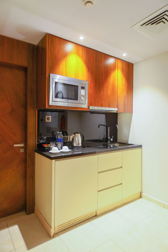 Dining Room 9