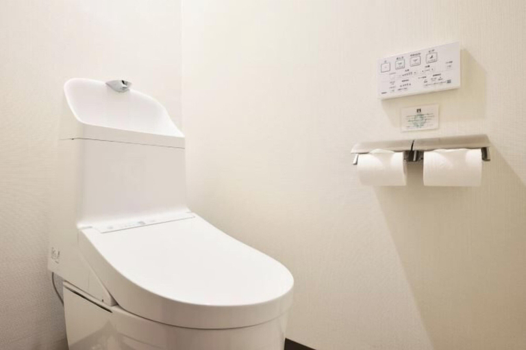 Bathroom 11
