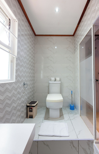 Bathroom 5, Sea View Lodge