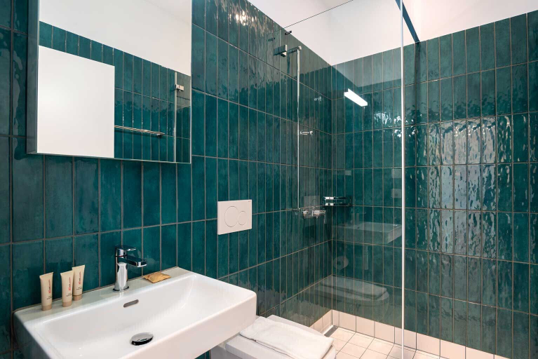 Bathroom 3, Hitrental Letzigrund Apartments, Zürich