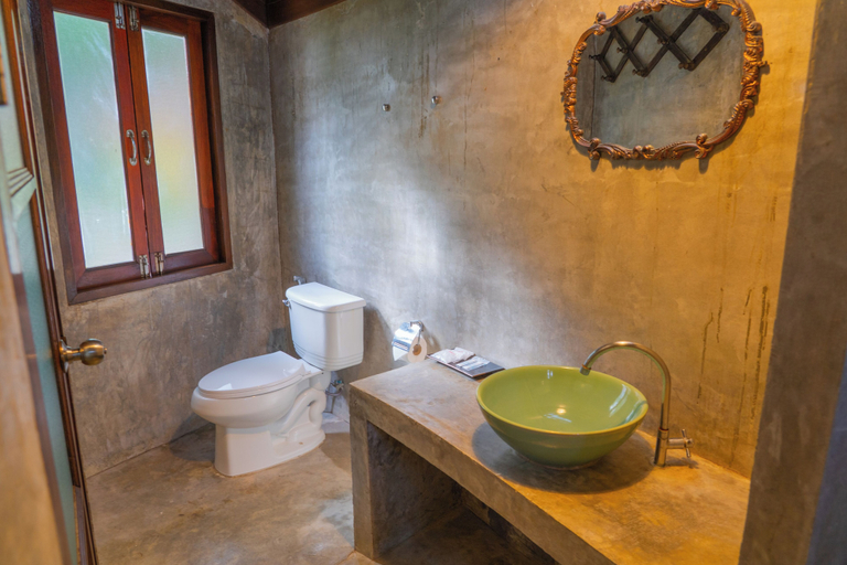 Bathroom 4, The Tropical Beach Resort, Koh Chang