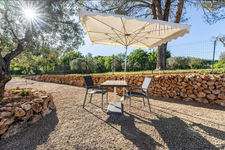 Others 5, Villa Blanche - Suite en Provence, Var