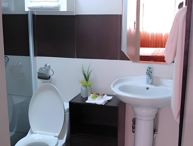 Bathroom 3