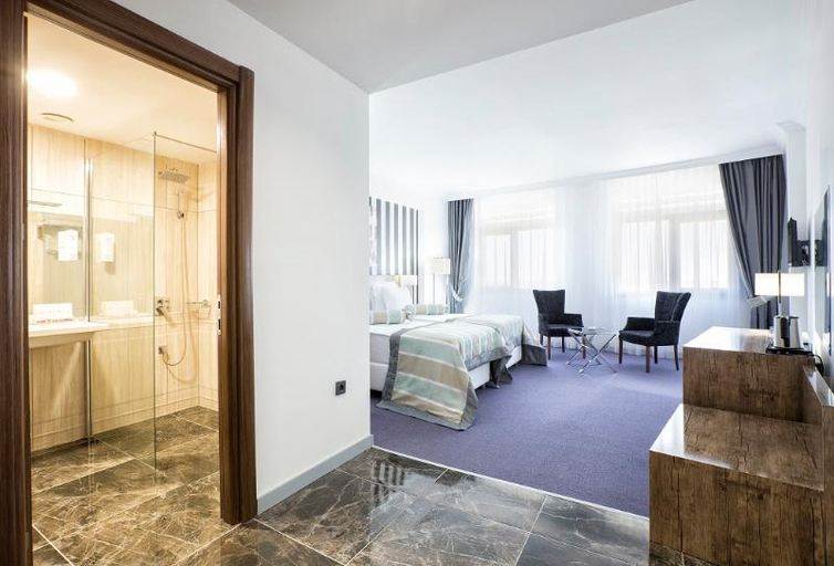 Bedroom, Ramada Hotel & Suites by Wyndham Edirne, Merkez