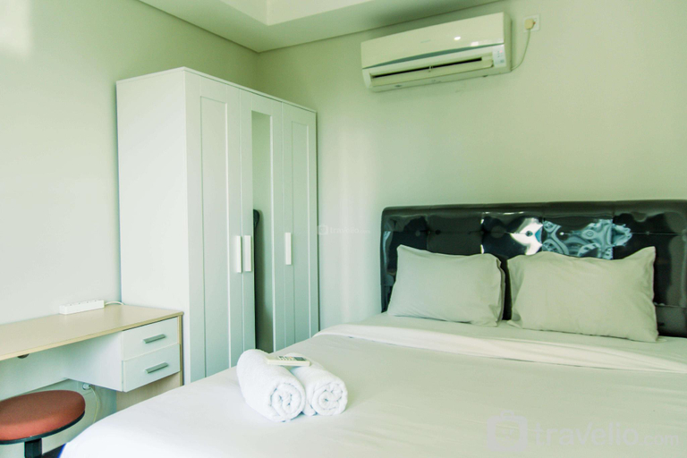 Bedroom 2, Stunning and Comfy 2BR at Sky Terrace By Travelio, West Jakarta