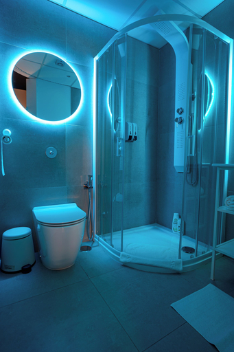 Bathroom 5, Skyhouse Beverello, Napoli