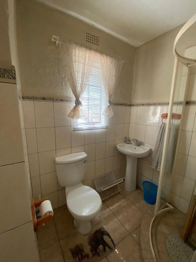 Bathroom 4, Kruger Bush Retreat, Ehlanzeni