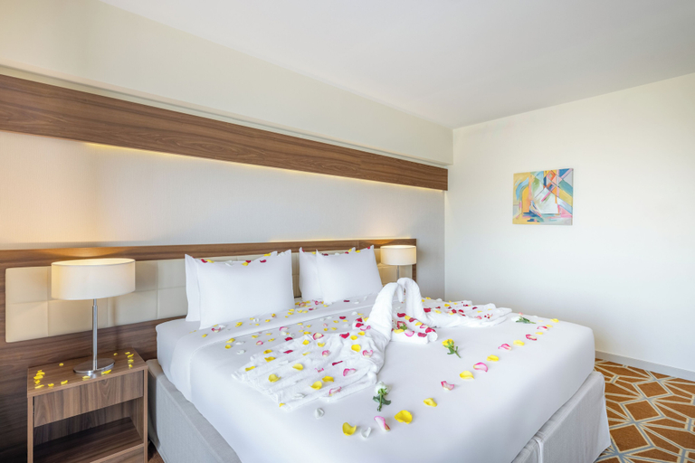 Bedroom 2, Blue Coral Hotel, Makkah