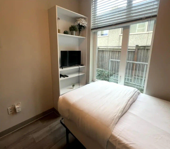 Bedroom 5, Salmonberry Studio in Wallingford, Seattle