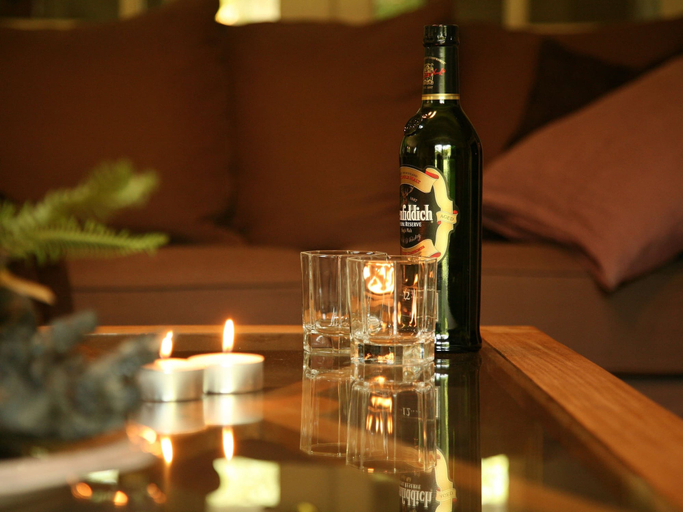 Food & Drinks 5, Countryside Chalet in Bomal sur Ourthe with Sauna, Balcony, Luxembourg