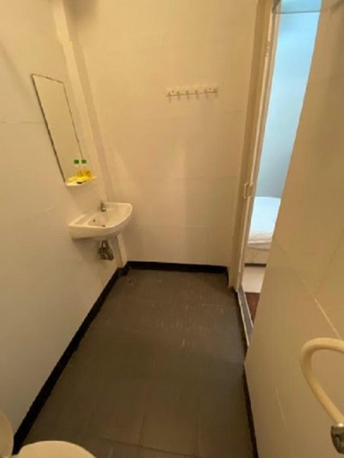 Bathroom 7