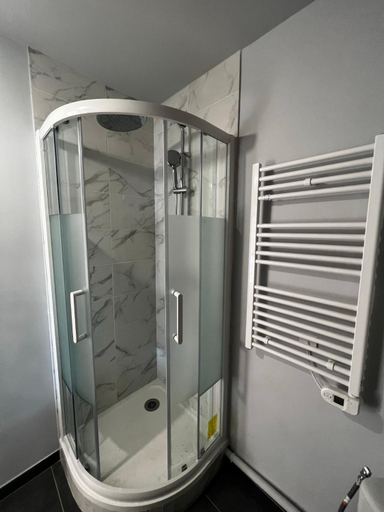 Bathroom 3, Chambre privee dans appartement en colocation 4 chambres Longjumeau proche Orly, Massy, Essonne