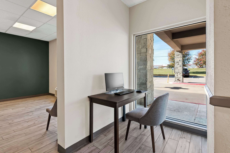 Others 4, Comfort Inn & Suites Elk City South, Beckham
