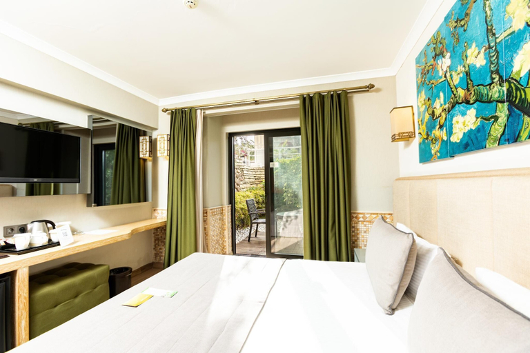 Bedroom 4, Bodrium Hotel & Spa - City Center, Bodrum