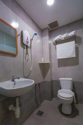 Bathroom 7