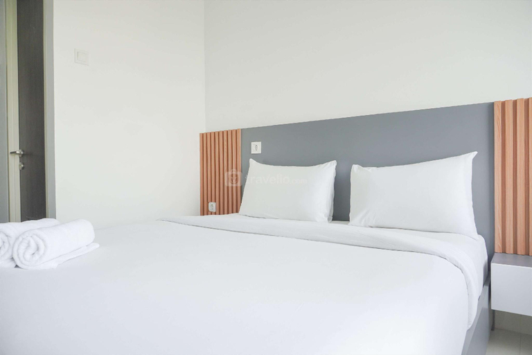 Bedroom 2, WellDesigned Studio Serpong Garden Apt By Travelio, Tangerang