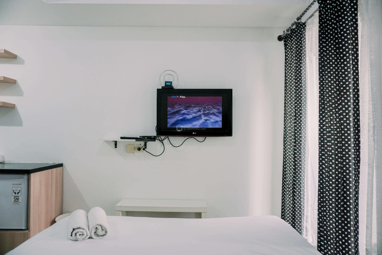 Bedroom 2, Great Deal Studio Serpong Garden By Travelio, Tangerang