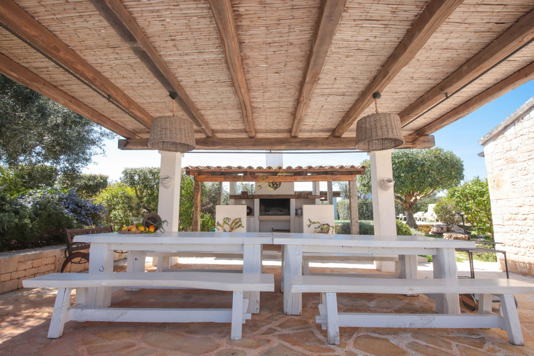 Others 5, TD Trulli di Montaltino with Stunning Huge Pool, Bari