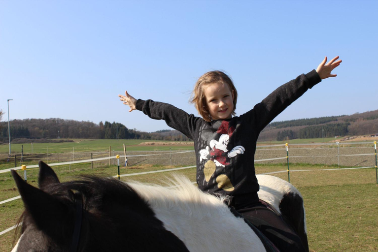 Horseback riding 3, Sonnenhof Ottrau, Schwalm-Eder-Kreis