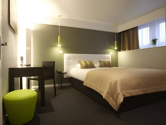 Bedroom 8