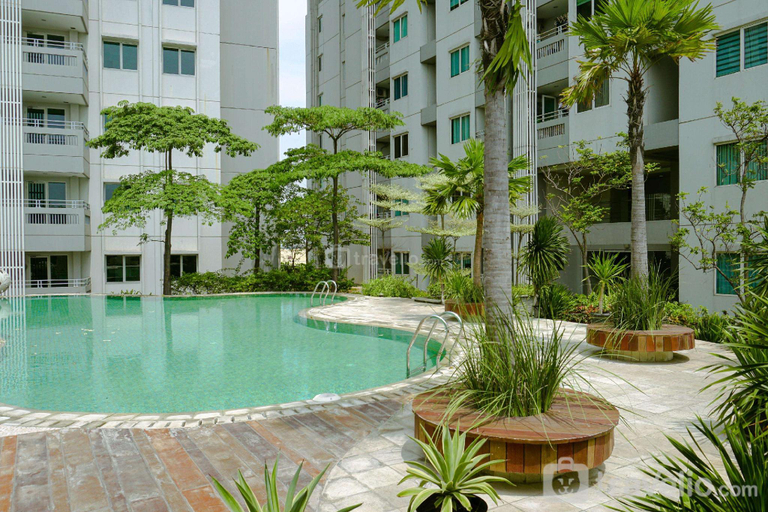 Sport & Beauty 4, Comfortable 1BR at Sky Terrace Apartment By Travelio, West Jakarta