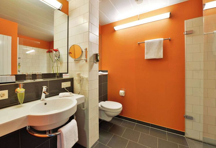 Bathroom 5, Best Western Plus Konrad Zuse Hotel, Fulda