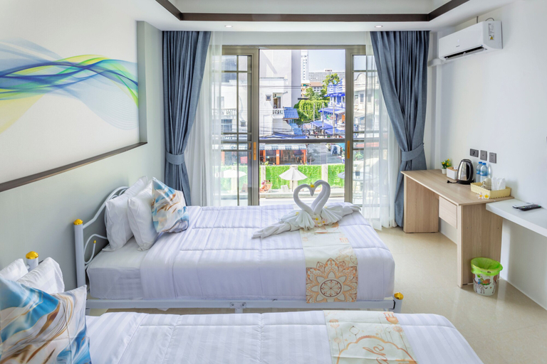 Bedroom 4, Mermaid Beach Resort - 100m to Beach, Saltwater Pool & BeerGarden, Pattaya