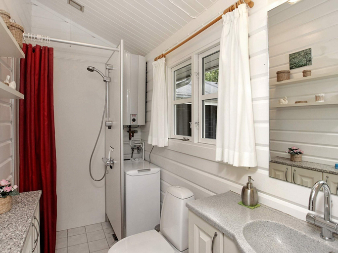 Bathroom, 6 Person Holiday Home in Laeso, Læsø