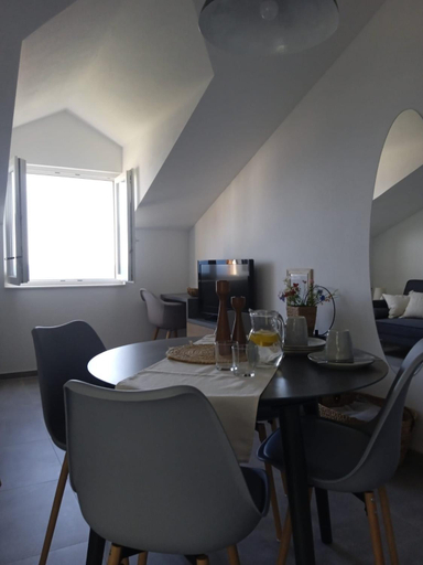 Others 5, Apartmani Nila, Jelsa