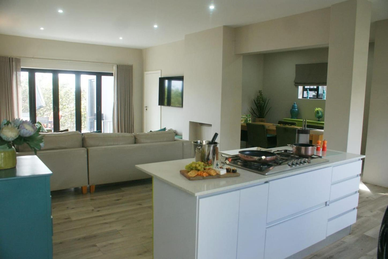 Others 4, Kingsbeach Cottages, Nelson Mandela Bay