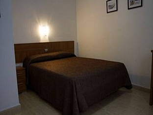 2, Hostal Jume - Urban Rooms, Baleares