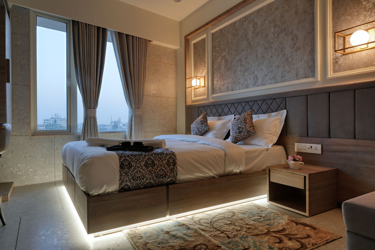 Bedroom 2, Hotel Elysian Residency, Ahmadabad
