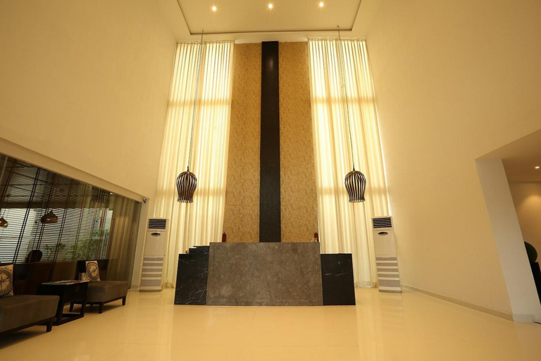 Public Area 3, Deccan Serai, Hyderabad