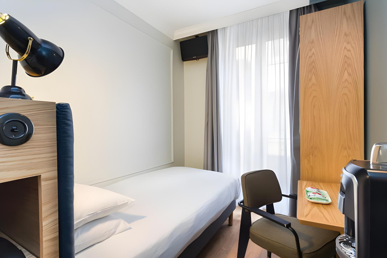 Bedroom 10