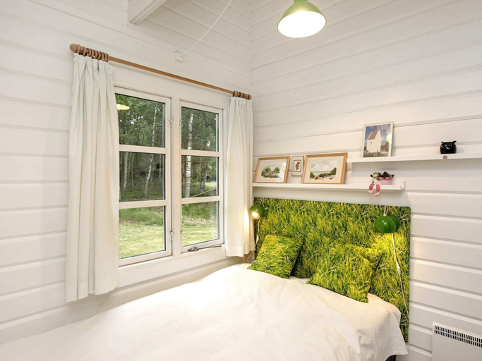 Bedroom 2, 6 Person Holiday Home in Laeso, Læsø