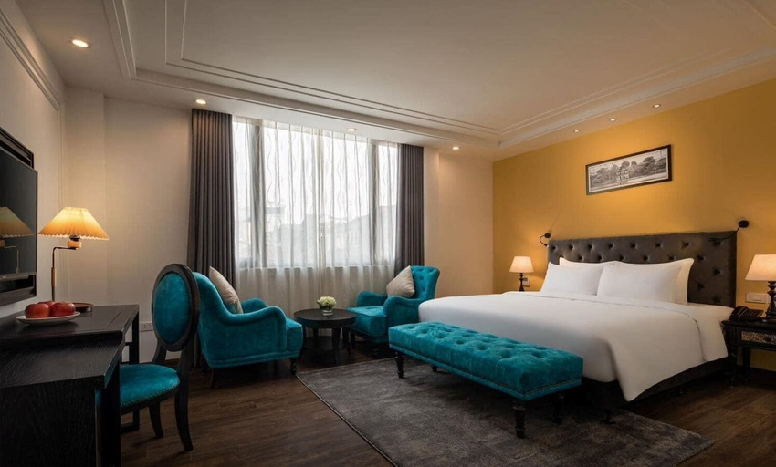 Bedroom 1, Adventure Hotel, District 1
